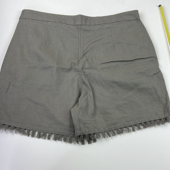 Banana Republic Factory Fringe Linen Shorts - Picture 10 of 11